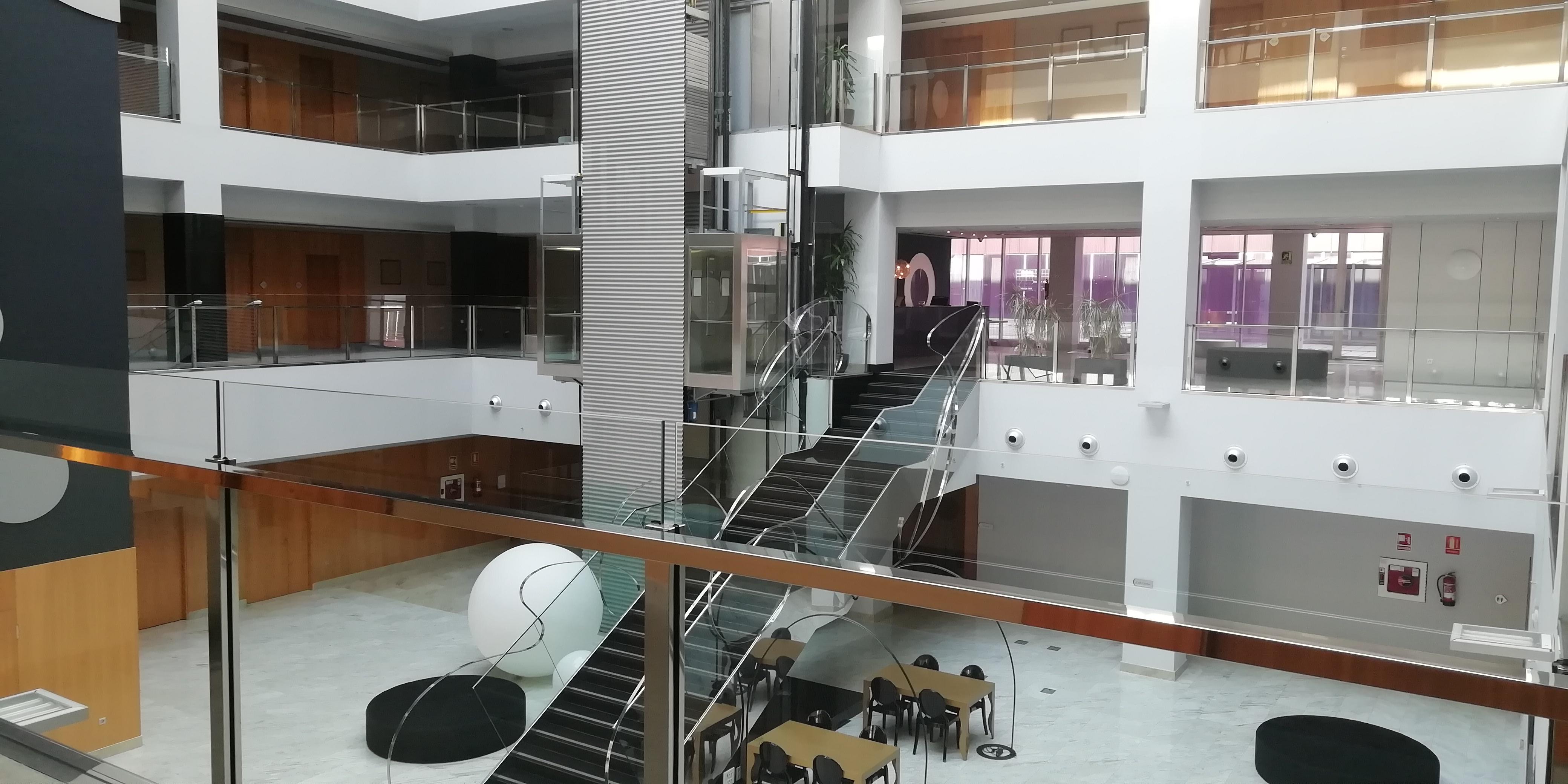 Hotel Ciudad De Ponferrada, Ascend Hotel Collection Dış mekan fotoğraf