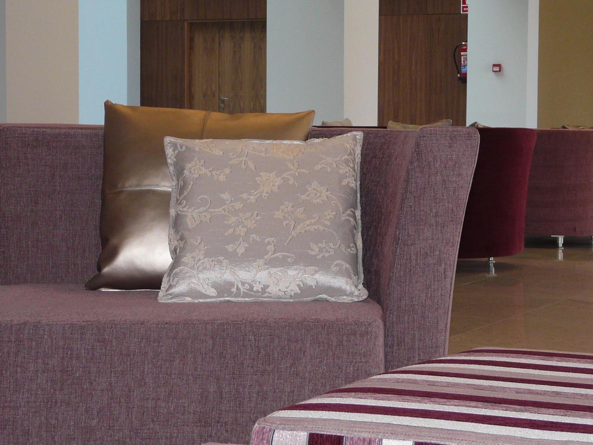 Hotel Ciudad De Ponferrada, Ascend Hotel Collection Dış mekan fotoğraf