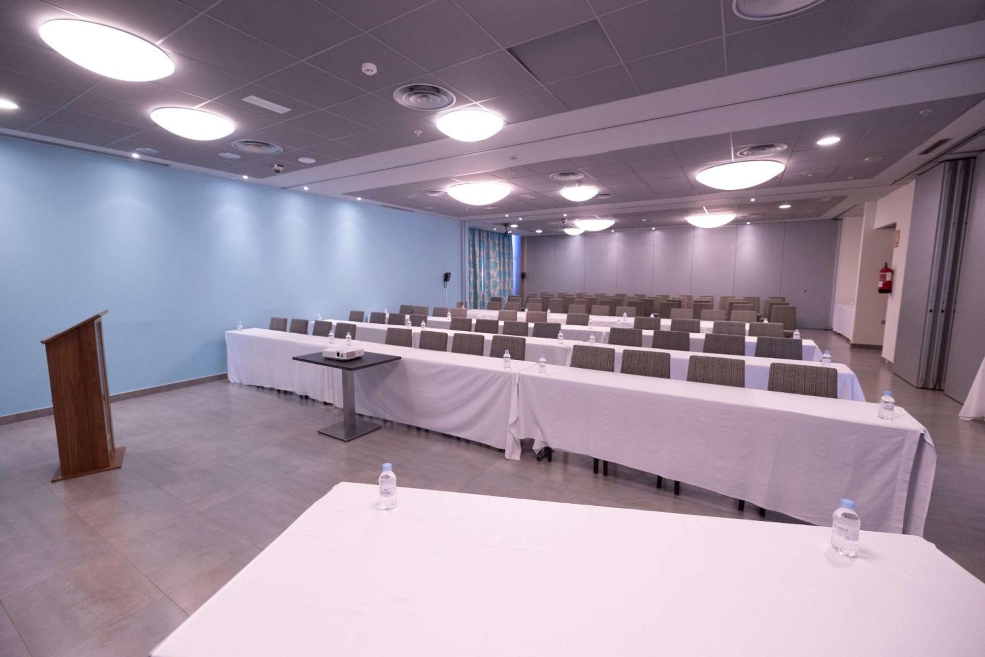 Hotel Ciudad De Ponferrada, Ascend Hotel Collection Dış mekan fotoğraf