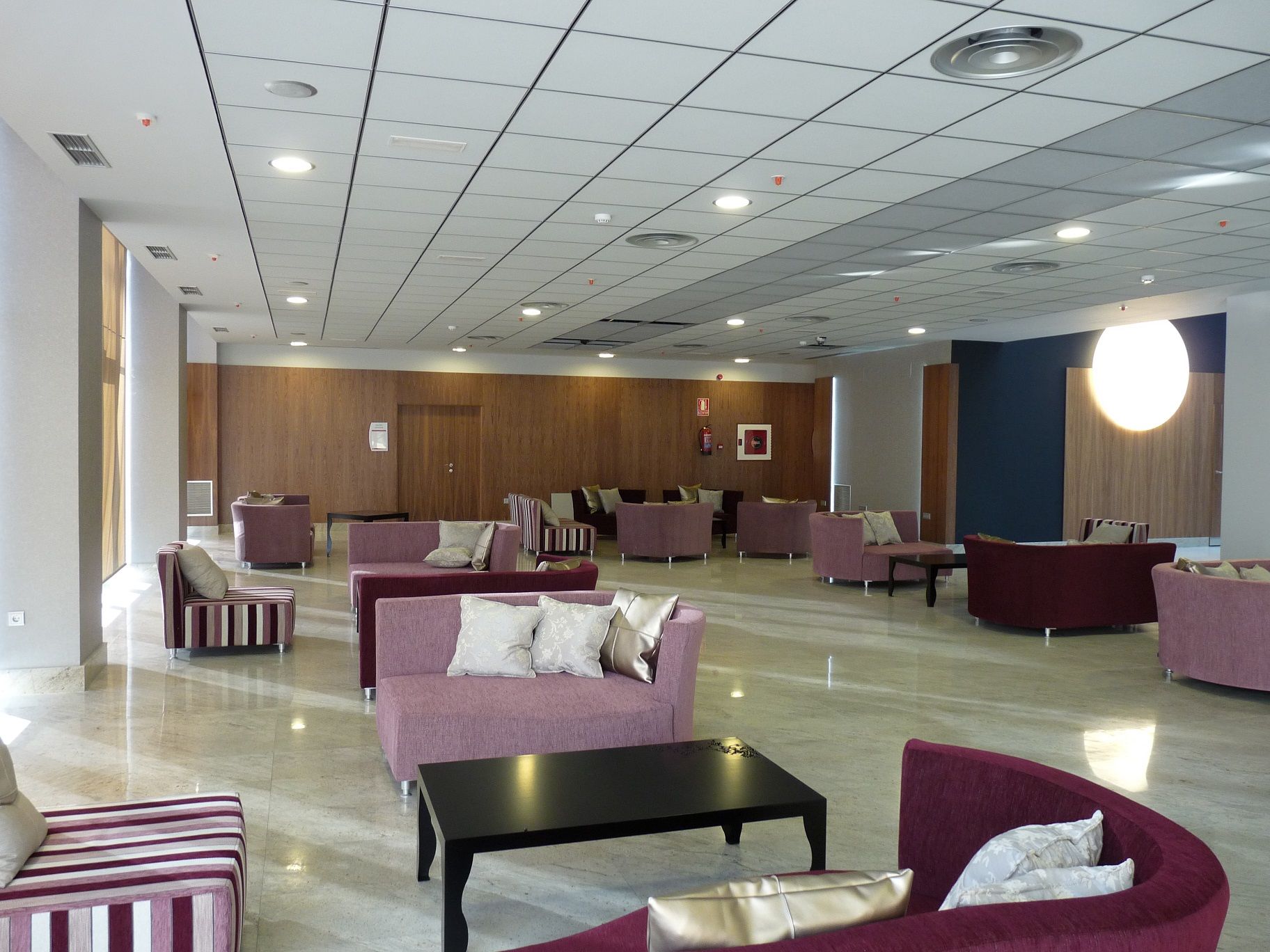 Hotel Ciudad De Ponferrada, Ascend Hotel Collection Dış mekan fotoğraf